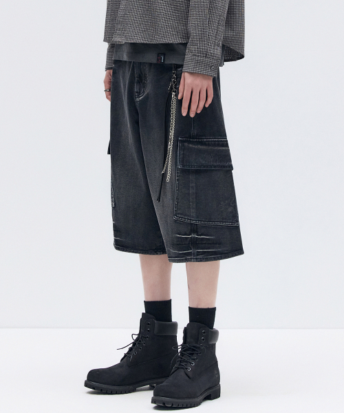 MAISON MINED(メゾンミネド)の「VESTIGE CARGO BERMUDA PANTS BLACK(その他パンツ・メンズ・その他・SMALL/MEDIUM/LARGE)」の5枚目の写真