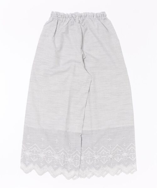 KID BLUE（キッドブルー）の「キッドブルー -２６スラブエンブ -9分丈ボトムス -KODP546 -kidblue（その他パンツ・レディース・オフホワイト/ネイビー・M）」の3枚目の写真