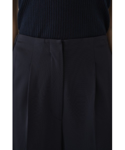 RIM.ARK（リムアーク）の「Relaxed straight PT リラックスド ストレート パンツ（スラックス・レディース・ネイビー/ホワイト/ブラック・36/38）」の21枚目の写真