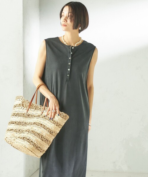 SHIPS(シップス)の「〈手洗い可能〉フィブリル ジャージー 2WAY ワンピース(ワンピース・レディース・ブラウン/ブラック・ONE SIZE)」の15枚目の写真