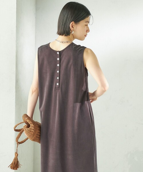SHIPS(シップス)の「〈手洗い可能〉フィブリル ジャージー 2WAY ワンピース(ワンピース・レディース・ブラウン/ブラック・ONE SIZE)」の22枚目の写真