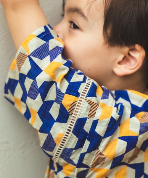 BEAMS mini(ビームスミニ)の「幾何学柄 甚平 2026SS (90~130cm)お祭り 女の子 男の子 夏休み 花火大会 夕涼み(浴衣・キッズ・ブルー/オレンジ・S(90~100)/M(110~120)/L(130~140))」の6枚目の写真