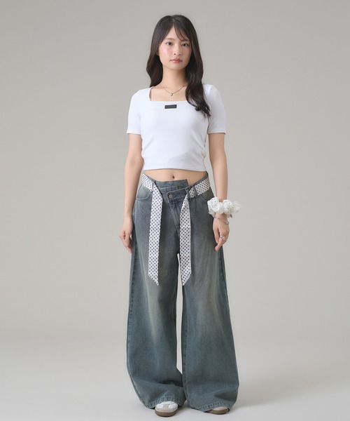 apres jour mignon（アプレジュールミニョン）の「スクエアネックトップス（Tシャツ/カットソー・レディース・ボルドー/ホワイト系その他/チャコールグレー/ブラック系その他/オフホワイト・LARGE/フリー）」の7枚目の写真