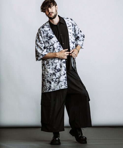 NO ID.(ノーアイディ)の「【NO ID.】Baggy Cropped Cargo Trousers / バギー クロップド カーゴ トラウザーズ(カーゴパンツ・メンズ・グレー/ブラック・2/1)」の14枚目の写真