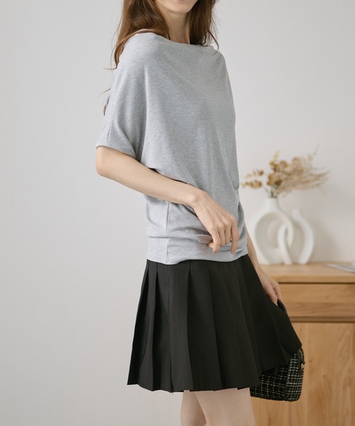 DAYRA(デイラ)の「2WAY オフショル ドレープ 半袖 トップス(Tシャツ/カットソー・レディース・ブラウン/ライトブルー/ブラック/グレー/ピンク/ホワイト・FREE)」の18枚目の写真