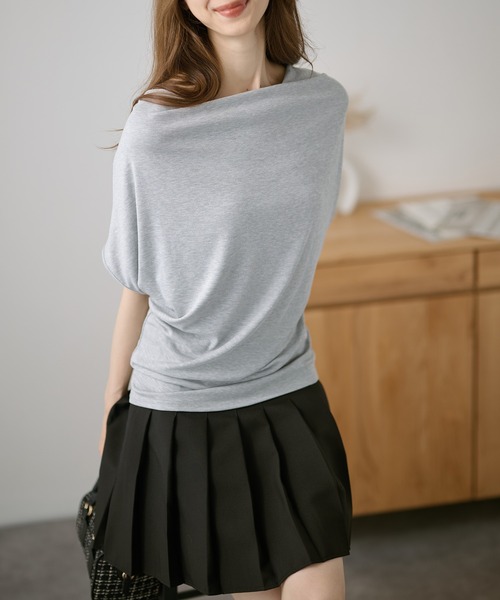 DAYRA(デイラ)の「2WAY オフショル ドレープ 半袖 トップス(Tシャツ/カットソー・レディース・ブラウン/ライトブルー/ブラック/グレー/ピンク/ホワイト・FREE)」の20枚目の写真