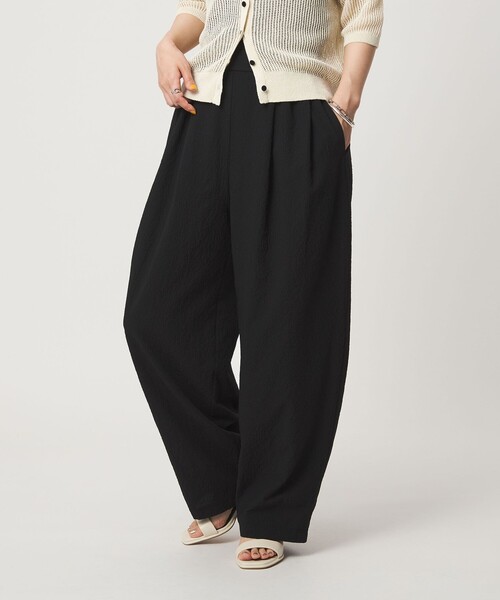 green label relaxing(グリーンレーベルリラクシング)の「【WEB限定】<at ease>カラミ カーブ パンツ(その他パンツ・レディース・ケリーグリーン/ブラック/ロイヤルブルー・SHORT/38/36/TALL)」の2枚目の写真