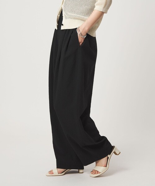 green label relaxing(グリーンレーベルリラクシング)の「【WEB限定】<at ease>カラミ カーブ パンツ(その他パンツ・レディース・ケリーグリーン/ブラック/ロイヤルブルー・SHORT/38/36/TALL)」の4枚目の写真