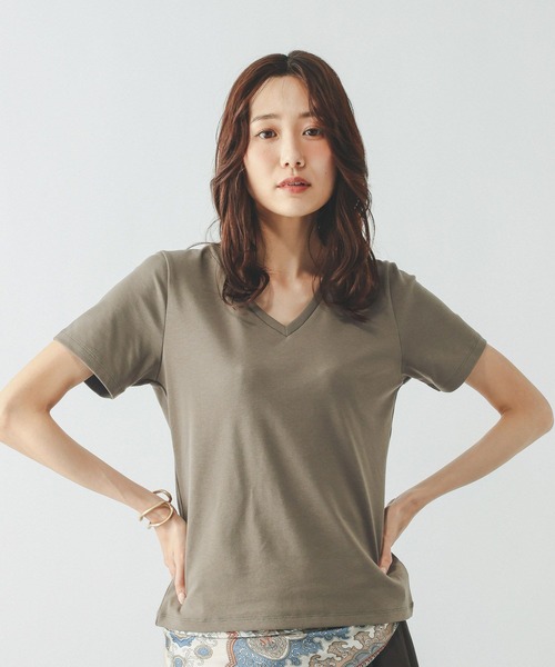GLOBAL WORK(グローバルワーク)の「Fffit エフィット/汗染み軽減Vネック/665855(Tシャツ/カットソー・レディース・ボルドー/ブラック/ホワイト系その他2/モカ・LARGE/MEDIUM/X-LARGE/SMALL)」の3枚目の写真