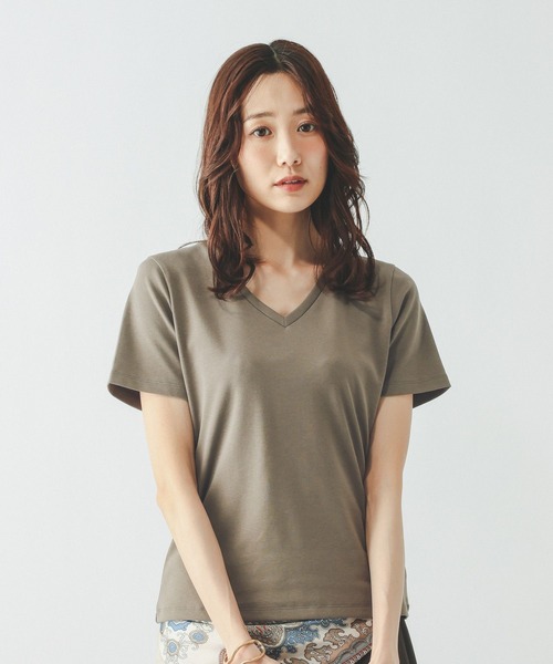 GLOBAL WORK(グローバルワーク)の「Fffit エフィット/汗染み軽減Vネック/665855(Tシャツ/カットソー・レディース・ボルドー/ブラック/ホワイト系その他2/モカ・LARGE/MEDIUM/X-LARGE/SMALL)」の17枚目の写真