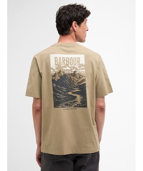 Barbour（バブアー）の「MordenGraphic Tシャツ（Tシャツ/カットソー・メンズ・ベージュ/オリーブ・MEDIUM/SMALL/LARGE）」の2枚目の写真