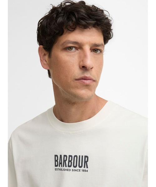 Barbour（バブアー）の「MordenGraphic Tシャツ（Tシャツ/カットソー・メンズ・ベージュ/オリーブ・MEDIUM/SMALL/LARGE）」の7枚目の写真