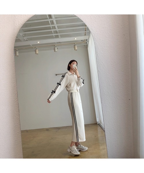 Bling Leads（ブリングリーズ）の「【Bls】 【ZL】【Bling Leads】サイドライン×リボン ロングセットアップ（セットアップ・レディース・ホワイト/ブラック・FREE）」の4枚目の写真