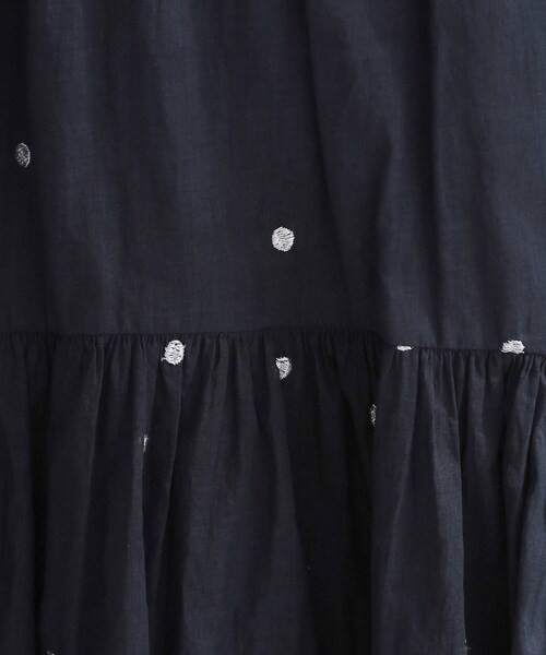 OPAQUE.CLIP(オペークドットクリップ)の「ラメドット刺繍ティアードスカート【洗える】(スカート・レディース・ネイビー系/ホワイト系1・00)」の12枚目の写真