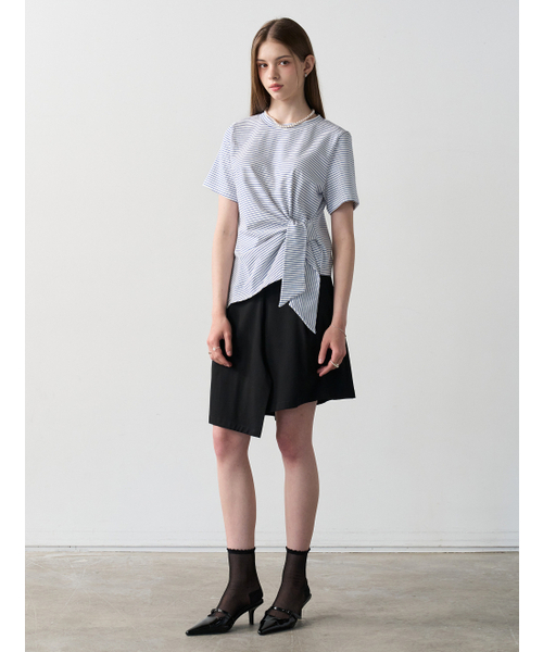 LE YIEL（ルイエル）の「アシンメトリックストライプTシャツ_ブルー（Tシャツ/カットソー・レディース・ブルー・MEDIUM）」の3枚目の写真