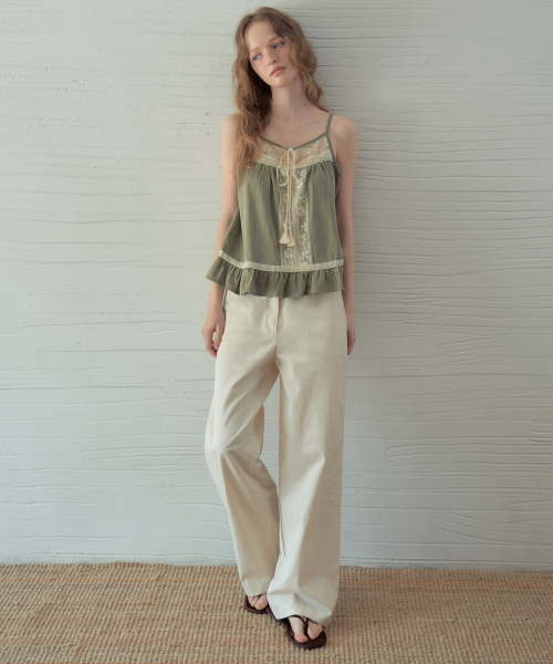 OURNOSTALGIA(アワー ノスタルジア)の「Mono basic straight cotton pants_Beige(O25-PT02)(その他パンツ・レディース・Beige・MEDIUM/SMALL)」の1枚目の写真