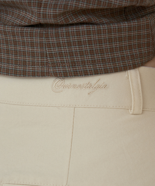 OURNOSTALGIA(アワー ノスタルジア)の「Mono basic straight cotton pants_Beige(O25-PT02)(その他パンツ・レディース・Beige・MEDIUM/SMALL)」の3枚目の写真
