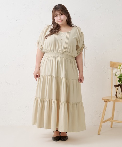 Louiosy(ルオシー)の「【Louiosy】【大きいサイズ】ショルダーギャザーティアードワンピース(ワンピース・レディース・ベージュ/ダークブラウン・4L/3L)」の3枚目の写真