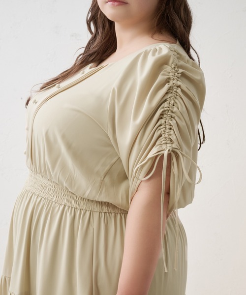 Louiosy(ルオシー)の「【Louiosy】【大きいサイズ】ショルダーギャザーティアードワンピース(ワンピース・レディース・ベージュ/ダークブラウン・4L/3L)」の8枚目の写真
