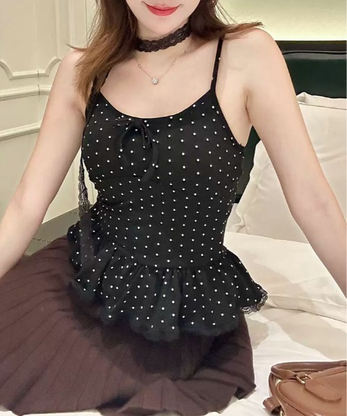 kirakiraShop(キラキラショップ)の「カップ付き ペプラム ドット柄 キャミソール(Tシャツ/カットソー・レディース・ホワイト/ブラウン/ブラック/グレー・FREE)」の1枚目の写真