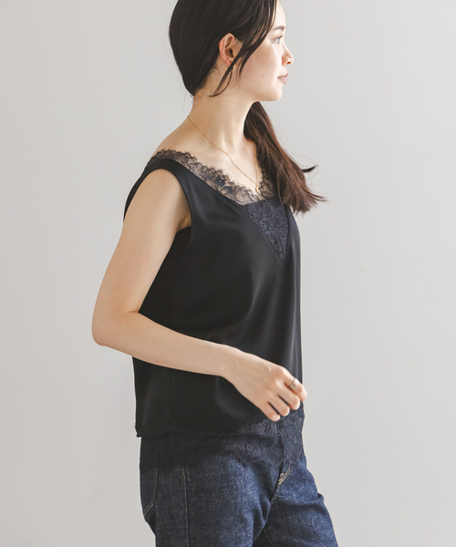 Noble(ノーブル)の「《セットアップ対応》ルナサテンレーストリミングタンク(シャツ/ブラウス・レディース・ブラウン/ホワイト系その他/ブラック・FREE)」の11枚目の写真