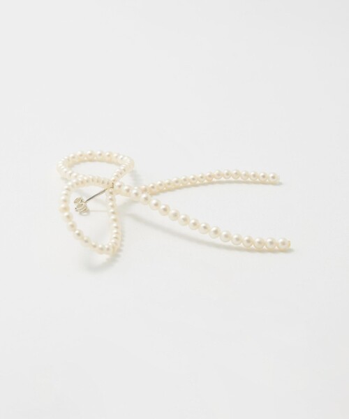 Steven Alan(スティーブンアラン)の「<SASKIA DIEZ>PEARL BOW EARSTUD/シングルピアス(ピアス(片耳用)・レディース・ホワイト・FREE)」の3枚目の写真