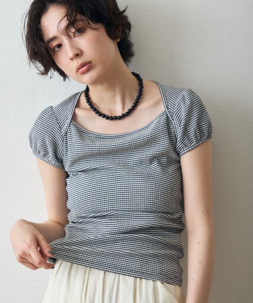Trish(トリッシュ)の「シャーリングカットフレンチパフスリーブプルオーバー(Tシャツ/カットソー・レディース・その他/ブラック/ホワイト・MEDIUM)」の10枚目の写真