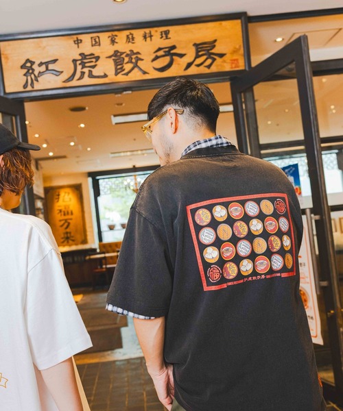 niko and...(ニコアンド)の「【紅虎餃子房】コラボ グラフィックTシャツ(Tシャツ/カットソー・メンズ・ホワイト/レッド/オフホワイト/ブラック・MEDIUM/LARGE)」の12枚目の写真