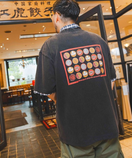 niko and...(ニコアンド)の「【紅虎餃子房】コラボ グラフィックTシャツ(Tシャツ/カットソー・メンズ・ホワイト/レッド/オフホワイト/ブラック・MEDIUM/LARGE)」の14枚目の写真