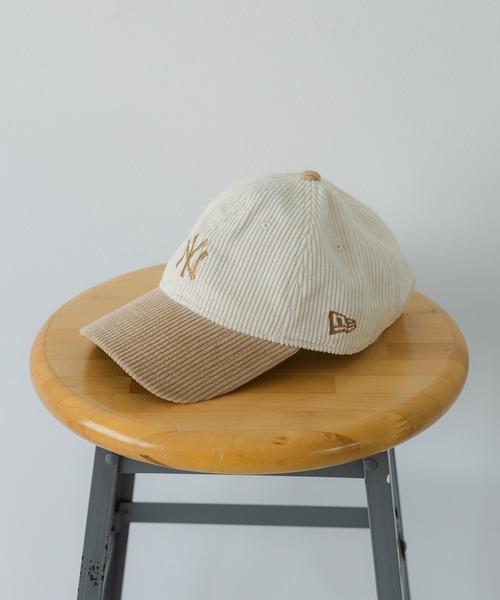 LOWRYS FARM(ローリーズファーム)の「【NEWERA】ローリーズファーム別注企画 920CS/CORDUROY26 1042439(キャップ・レディース・ブラウン/ネイビー/レッド/ホワイト/ダークブラウン・FREE)」の2枚目の写真