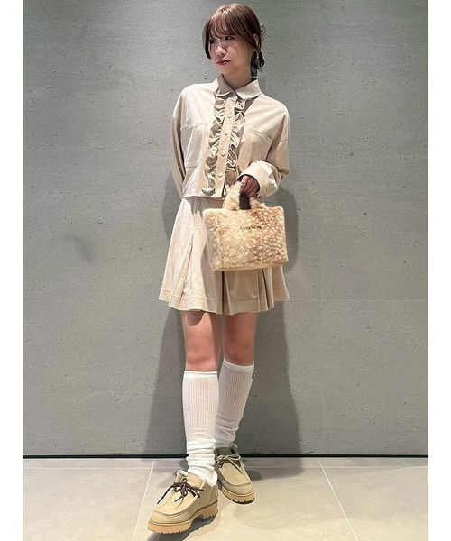 FURFUR(ファーファー)の「ロゴ刺繍フリルシャツ(シャツ/ブラウス・レディース・グレー/ブラウン/ピンク/チェック・F)」の16枚目の写真