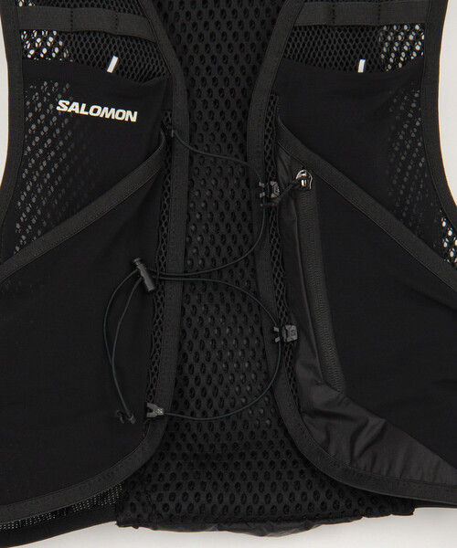 SALOMON（サロモン）の「限定展開 SALOMON/サロモン ACTIVE SKIN 8 NO FLASKS（バックパック/リュック・メンズ・ブラック・MEDIUM/LARGE）」の4枚目の写真