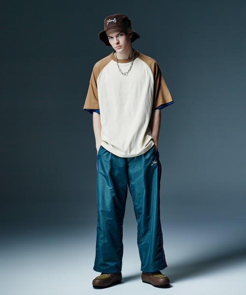 glamb(グラム)の「Cinematic Corduroy Bucket Hat / シネマティックコーデュロイバケットハット(ハット・メンズ・ブラウン/グリーン/ブラック・FREE)」の12枚目の写真