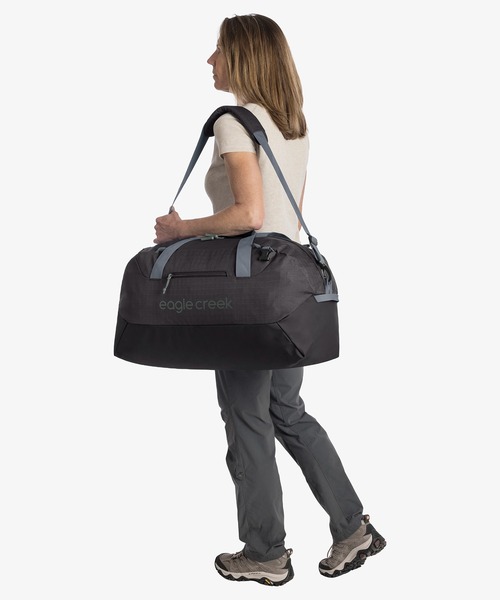 EagleCreek(イーグルクリーク)の「EagleCreek/イーグルクリーク ノーマターワット ダッフル 40L(ドラムバッグ・メンズ・ブラック/オリーブ・FREE)」の6枚目の写真