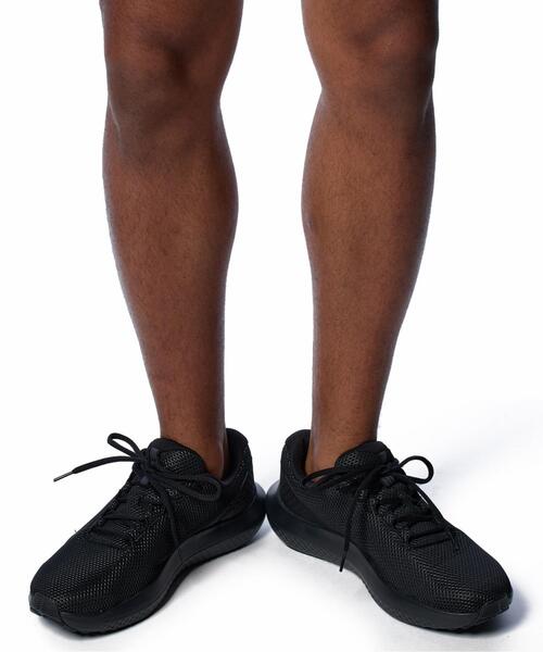 UNDER ARMOUR(アンダーアーマー)の「UAチャージド サージ4 エクストラワイド(ランニング/メンズ)(スニーカー・メンズ・ブラック・26.5cm/29.0cm/27.5cm/25.5cm/26.0cm)」の6枚目の写真