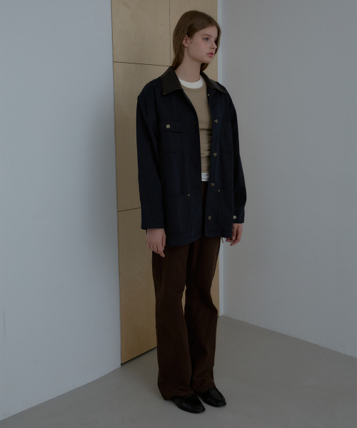 CCOMA(コンマ)の「CMJ36 ディープブラウン フレアパンツ(デニムパンツ・レディース・その他・SMALL/LARGE/MEDIUM)」の4枚目の写真