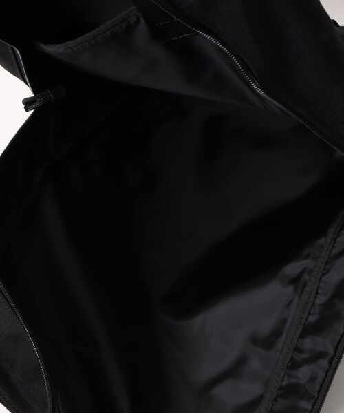 Lee(リー)の「【Lee/リー】【容量23L 撥水加工を施したポリエステル素材を使用】フロントメッシュリュック スポーティ テープチャーム付き デイリーユース 通勤 通学(バックパック/リュック・レディース・ブラック/ピンク/ライトグリーン・FREE)」の5枚目の写真