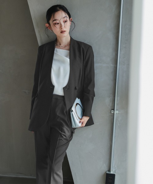 Callarus(カラルス)の「【セットアップ】カーブデザインカラーレスジャケットテーパードパンツセットアップスーツ〔Callarus〕(セットアップ・レディース・ブラック/グレー/ブラウン・S/LL/L/M)」の10枚目の写真