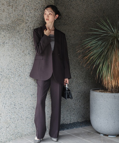 Callarus(カラルス)の「【セットアップ】カーブデザインカラーレスジャケットテーパードパンツセットアップスーツ〔Callarus〕(セットアップ・レディース・ブラック/グレー/ブラウン・S/LL/L/M)」の19枚目の写真