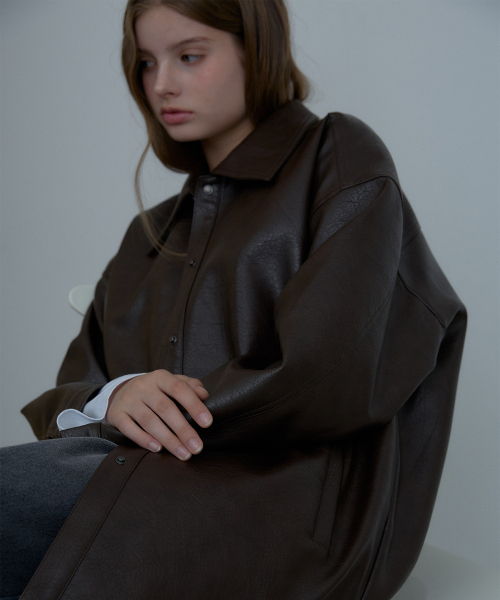 CCOMA（コンマ）の「CMJ55 ブラウン クラシックレザー ハーフサファリジャケット（ミリタリージャケット・レディース・カーキ/ブラウン/ブラック・FREE）」の7枚目の写真