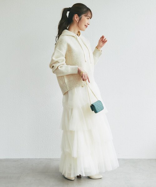 La boutique BonBon（ラブティックボンボン）の「【軽くてもちもち】カラーネップフーディニット（ニット/セーター・レディース・アイボリー/グレー・FREE）」の8枚目の写真