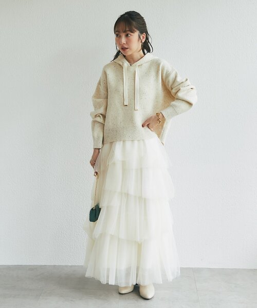 La boutique BonBon（ラブティックボンボン）の「【軽くてもちもち】カラーネップフーディニット（ニット/セーター・レディース・アイボリー/グレー・FREE）」の11枚目の写真