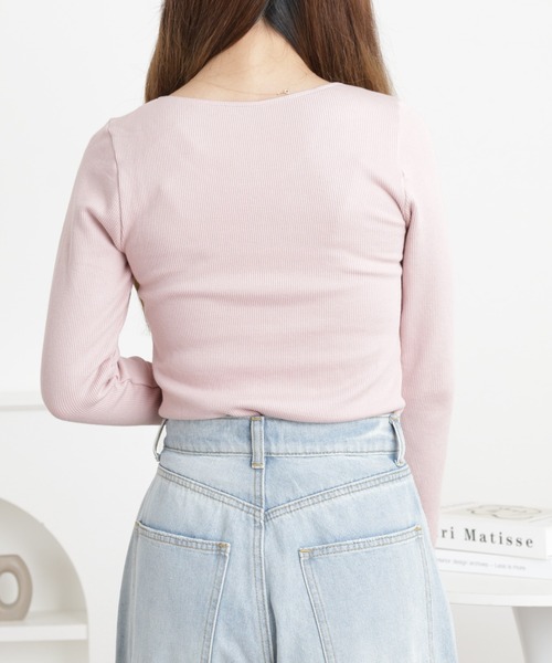 OMNES(オムネス)の「裏パイルUネックあったか長袖Tシャツ(Tシャツ/カットソー・レディース・ピンク・L)」の4枚目の写真