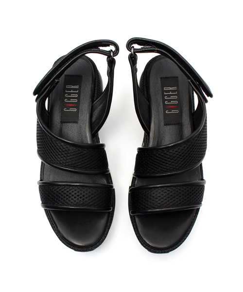 WHO'S WHO gallery（フーズフーギャラリー）の「【GIGGER】メッシュサンダル（サンダル・レディース・ブラック/ホワイト・LARGE/MEDIUM/SMALL）」の8枚目の写真