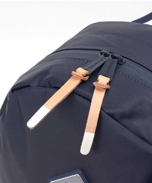 Herschel Supply(ハーシェルサプライ)の「Ruskin Studio(バックパック/リュック・メンズ・ホワイト/ブラック/ネイビー・FREE)」の9枚目の写真