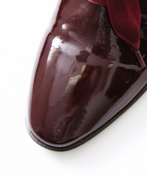 Au BANNISTER(オゥバニスター)の「サテンリボンシューズ(ドレスシューズ・レディース・ブラック/ワイン/シルバー・35/39/38/36/37)」の21枚目の写真