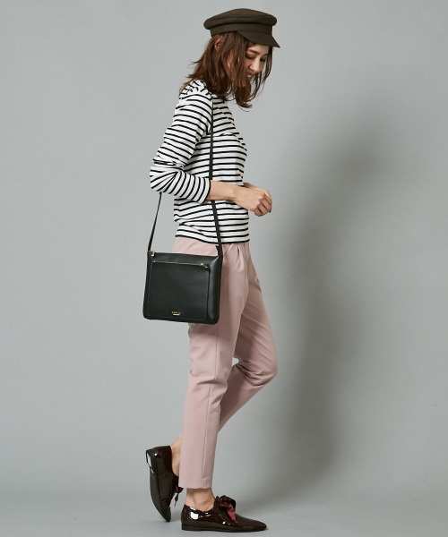 Au BANNISTER(オゥバニスター)の「サテンリボンシューズ(ドレスシューズ・レディース・ブラック/ワイン/シルバー・35/39/38/36/37)」の17枚目の写真