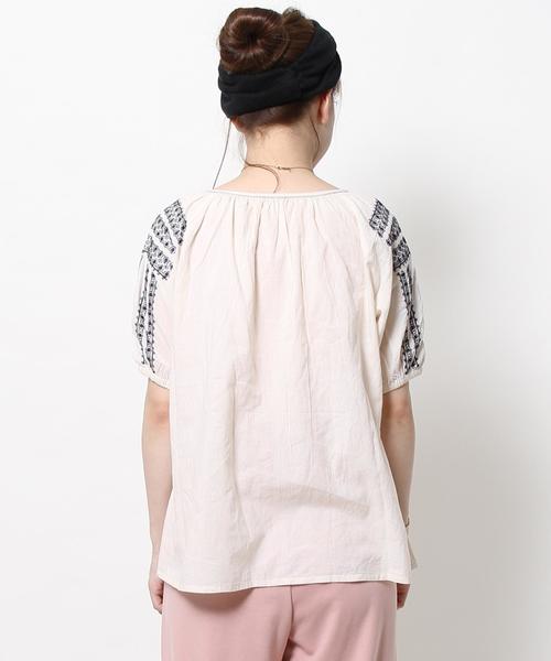 coen（コーエン）の「【Market】コットン袖エンブロイダリーブラウスⅠ（シャツ/ブラウス・レディース・オフホワイト/ネイビー・FREE）」の12枚目の写真