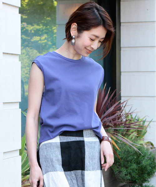 BEAUTY&YOUTH UNITED ARROWS（ビューティーアンドユースユナイテッドアローズ）の「BY∴ ドライコットンノースリーブカットソー o（Tシャツ/カットソー・レディース・ホワイト/ライム/ダークグレー/パープル/ダークグリーン/ベージュ/ブラック/ライトブルー・FREE）」の8枚目の写真