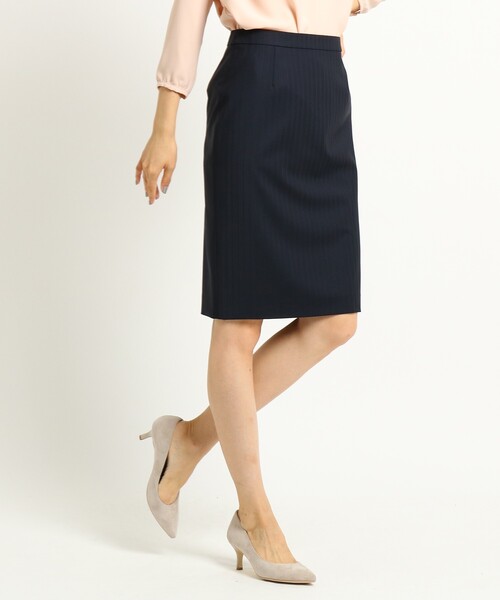 INDIVI(インディヴィ)の「ストレッチタイトスカート(スーツスカート・レディース・ブラック/ネイビー系2/グレー/ブラック系2/グレー系4・36/38/40/34)」の5枚目の写真
